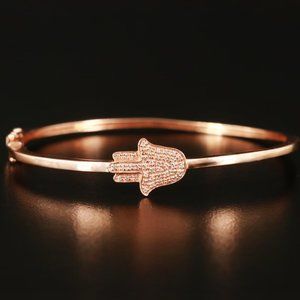 $3500 / Designer MK NEW YORK Diamond Hamsa Bracelet / 9.1 gm / 14K Gold